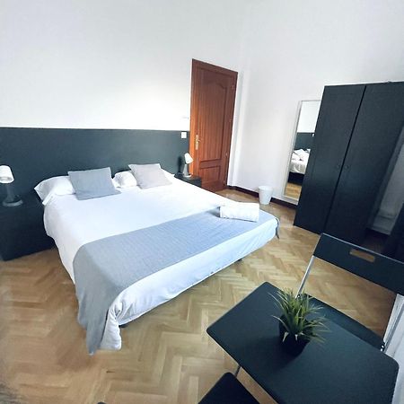 Ibiza Habitaciones Madrid Eksteriør billede