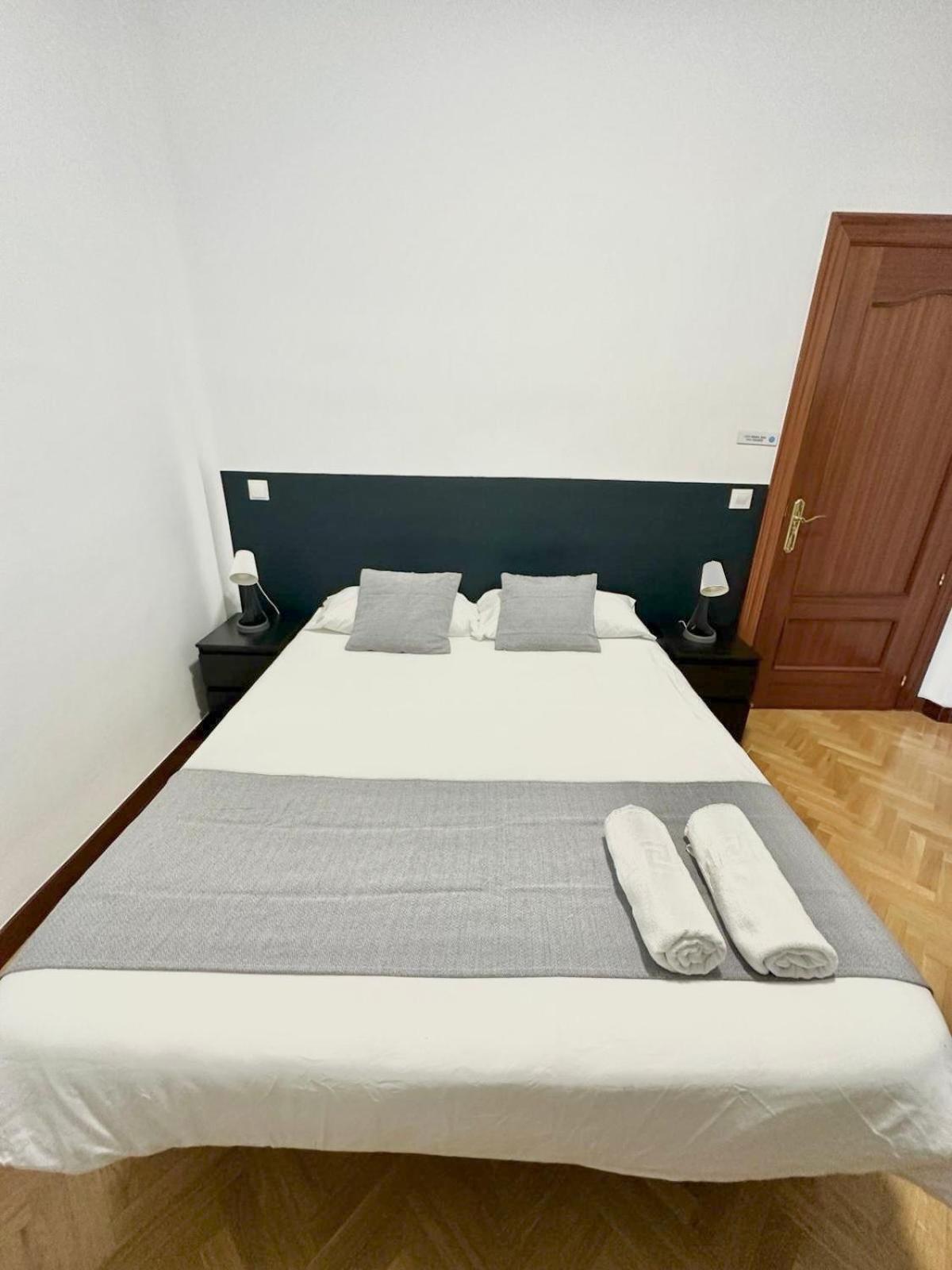 Ibiza Habitaciones Madrid Eksteriør billede