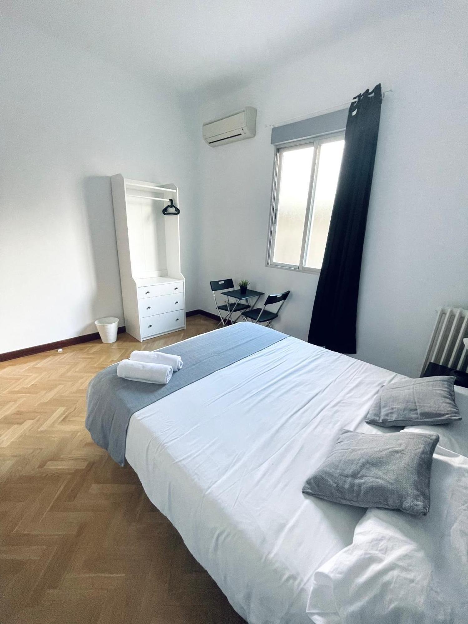 Ibiza Habitaciones Madrid Eksteriør billede